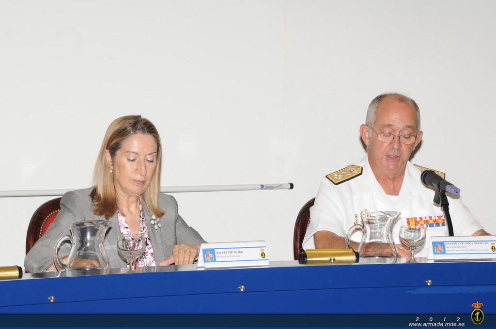 Conferencia inagural "La condición Marítima de Europa y de España", por la Ministra de Fomento Ana Pastor